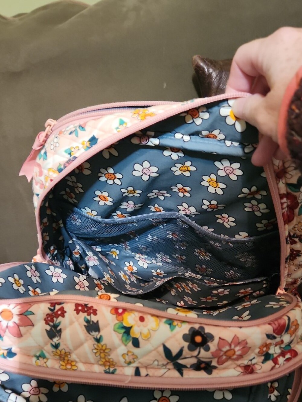 Vera Bradley Pink Floral Quilted Backpack - Women's Girl's Bag - Picture 3 of 4
